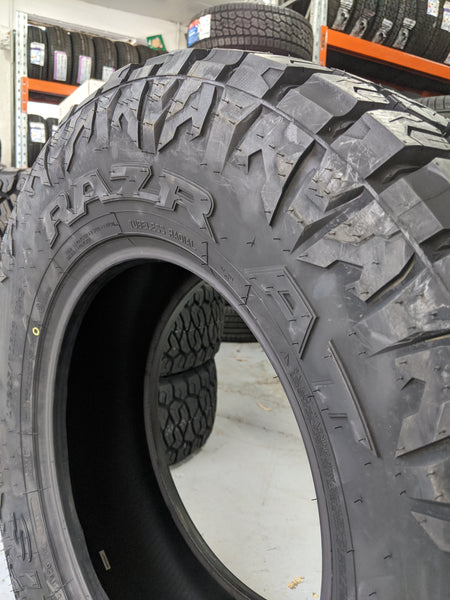 MAXXIS - RAZR AT811