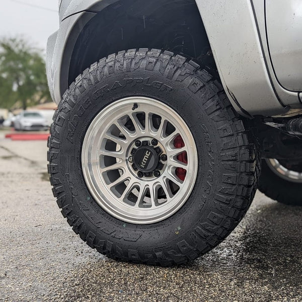 KM724 IMPACT OL Silver Machined